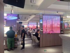 -海底捞火锅(杭州庆春路夜宵主题店)