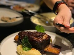 慢炖牛肋骨-GANEA 厨房神话故事西餐厅
