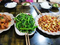 -晏老九豆花饭家常菜(上海城店)