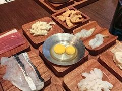 -银米·云南传统过桥米线(双廊黑金冠店)