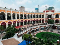 -佛罗伦萨小镇广佛名品奥特莱斯(疏港路店)