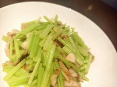 -HOT CRUSH趁热集合·现烤面包(上海环球港店)