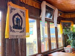 -塔洛藏餐吧(香格里拉古城店)