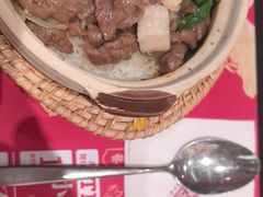 -华记煲仔华·煲仔饭(三元里万科里店)