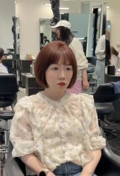 -BULB STUDIO 巴柏明星发型工作室