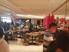 -咖啡苑自助餐厅·中国大饭店