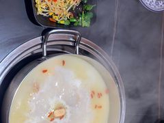 -淼福猪肚鸡·椰子鸡火锅(大沙地店)