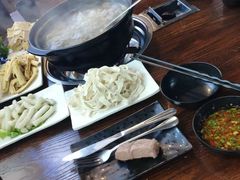 自助调料-陆记牛庄·碳锅龙虾烧烤(爱上花园店)