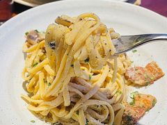 -MONICH牛排融合餐厅(和义大道购物中心店)