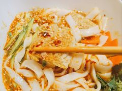 经典带汤凉皮子-木屋烧烤(西城天桥店)