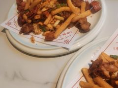 -乔家小院•非遗驴肉•本地小海鲜(滨河路店)