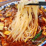 这米线的量大到让我【跪地求饶】[皱眉]