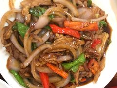 -余杨鸭鸭餐厅