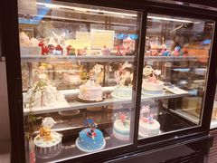 面包甜点陈列柜-汉柏麦香德国面包房(海信店)