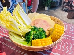 -火塘云南烧烤大排档