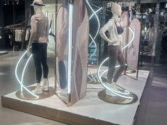 -迪桑特DESCENTE(北京三里屯BLANC店)