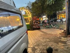 -莉莉家的音乐花园餐吧(航空路店)