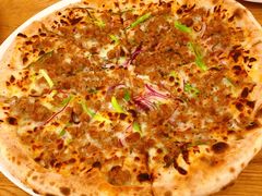 茴香香肠披萨-城市大道红炉披萨烘焙坊