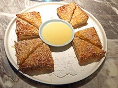 香芋芙蓉饼-蓉和柠檬鱼(太阳百货店)
