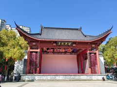 -绳金塔