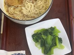 -百年老字号·观振兴蟹黄面·三虾面·苏式面(观前街富仁坊巷店)