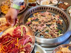 -烧本烧·自助烤肉(勒泰中心店)