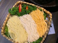 -湊湊火锅·茶憩(新中关购物中心店)