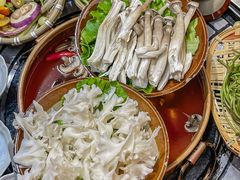 -阿山卓·野生菌火锅·纳西火塘烤肉