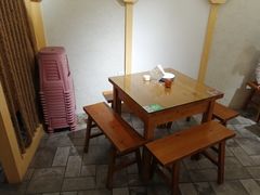 -邻家小馆(银都店)