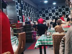 大堂-昱龙大盆牛蛙馆(三兴街总店)