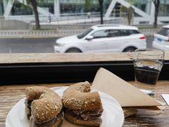 -Catch Bagel(芳草地店)