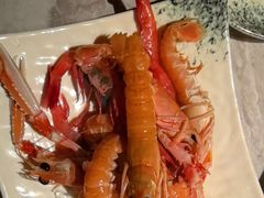 -雍容荟帝王蟹活龙虾展台自助(IFS黑金店)