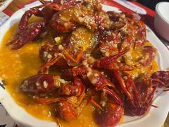 -李双猪·小龙虾·烧烤·羊肉煲(乐山店)