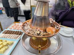 -一口猪海鲜浑锅·东北家常菜