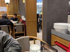 -闫府私房菜(恒隆店)