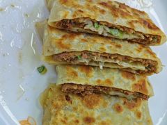 -溢心园香河肉饼总店