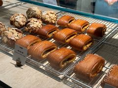 -VERIE BAKEHOUSE