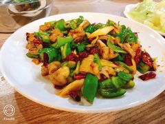 火爆肥肠-弓虽昌焖烧鸡(大竹林店)