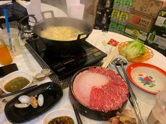 -鲜入围煮花胶鸡海鲜火锅