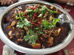 -米二红烧兔(华阳店)