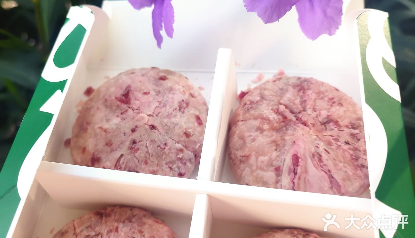 薅羊毛！3.9元买仟吉一盒玫瑰月饼🥮太值了