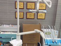 -上海仁爱医院口腔科 · 种植