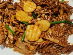 爆炒腰花-闫府私房菜·百年鲁菜(恒隆店)