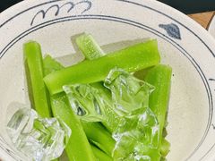 青笋-巴奴毛肚火锅概念餐厅