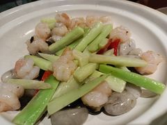 -香山湖家家宴(中山陵店)
