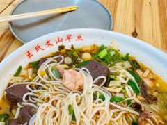 -文山荷鲜居(翠湖店)