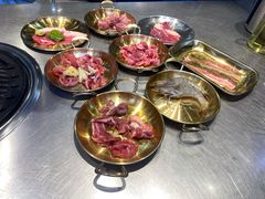 -哈哈碳都·牛肋条无限自助烤肉(台江万达店)