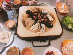 -阿昌白族石板烧·菌锅(大理古城店)