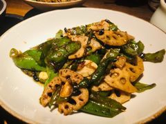 -吃饭皇帝大土家民族菜(正大广场店)