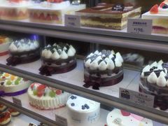 -巴黎贝甜(大宁国际商业广场店)